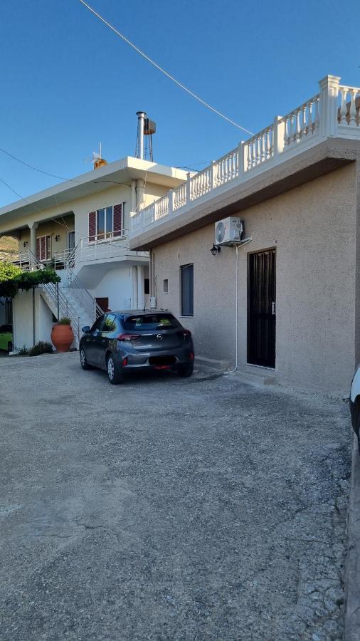Villa Casa Artemis Plátanos Esterno foto