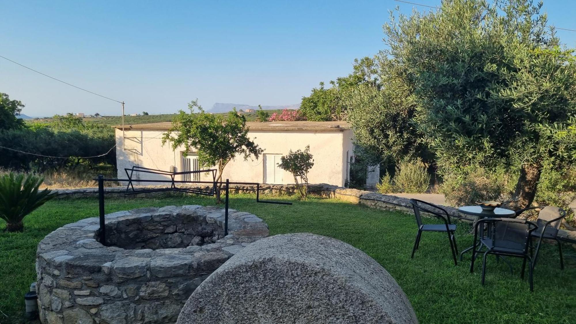 Villa Casa Artemis Plátanos Esterno foto